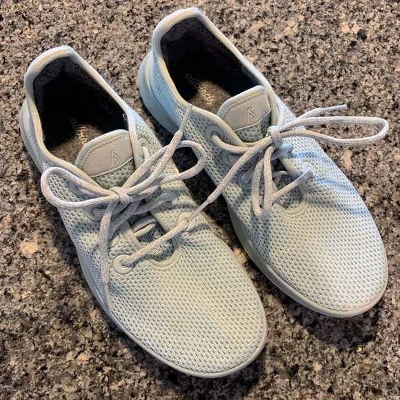 Shoes - Allbirds Tree Runner Light Blue Womens 10 Excellent Condition